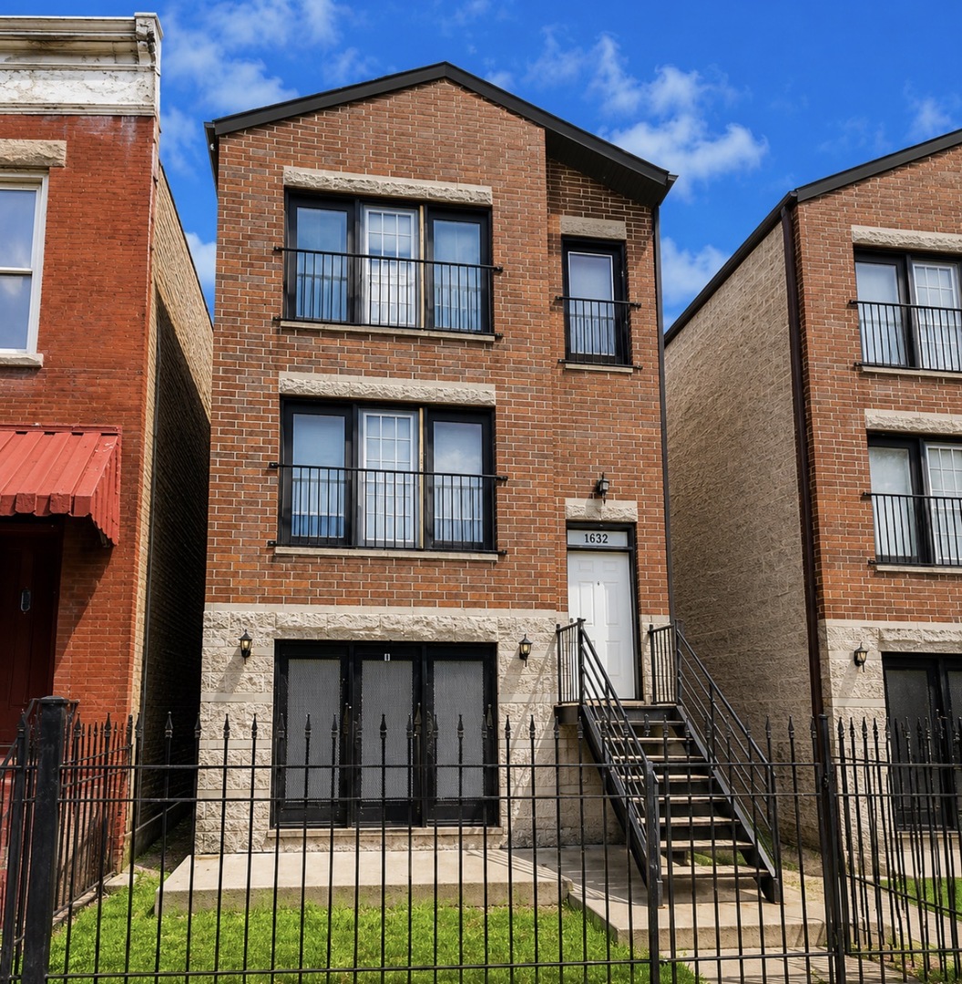 1632 S Homan Avenue Property Photo