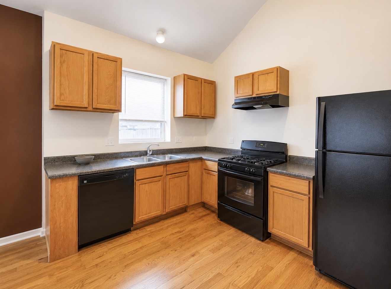 1632 S Homan Avenue Property Photo 6