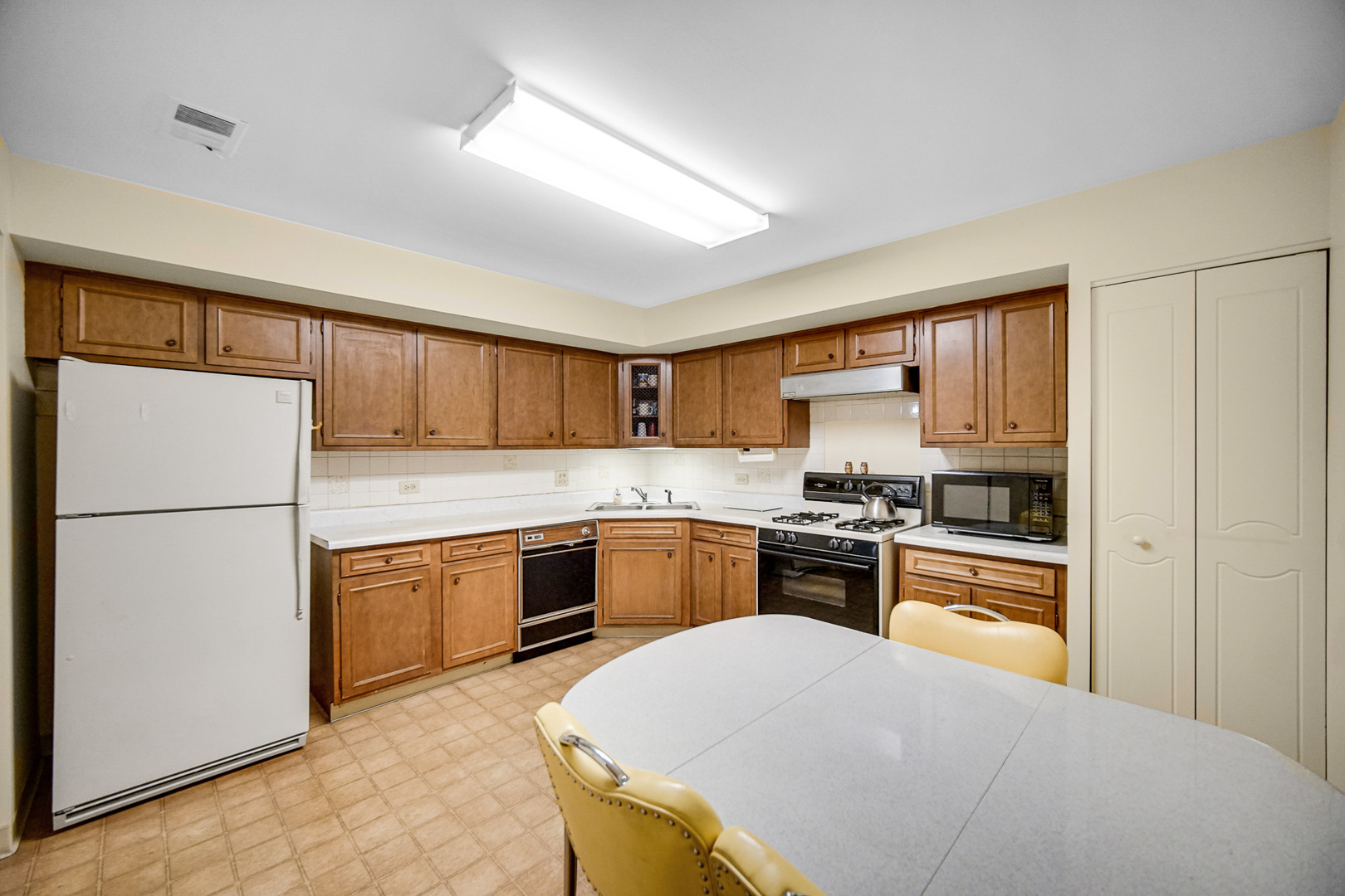 235 Marengo Avenue 3e Property Photo 13