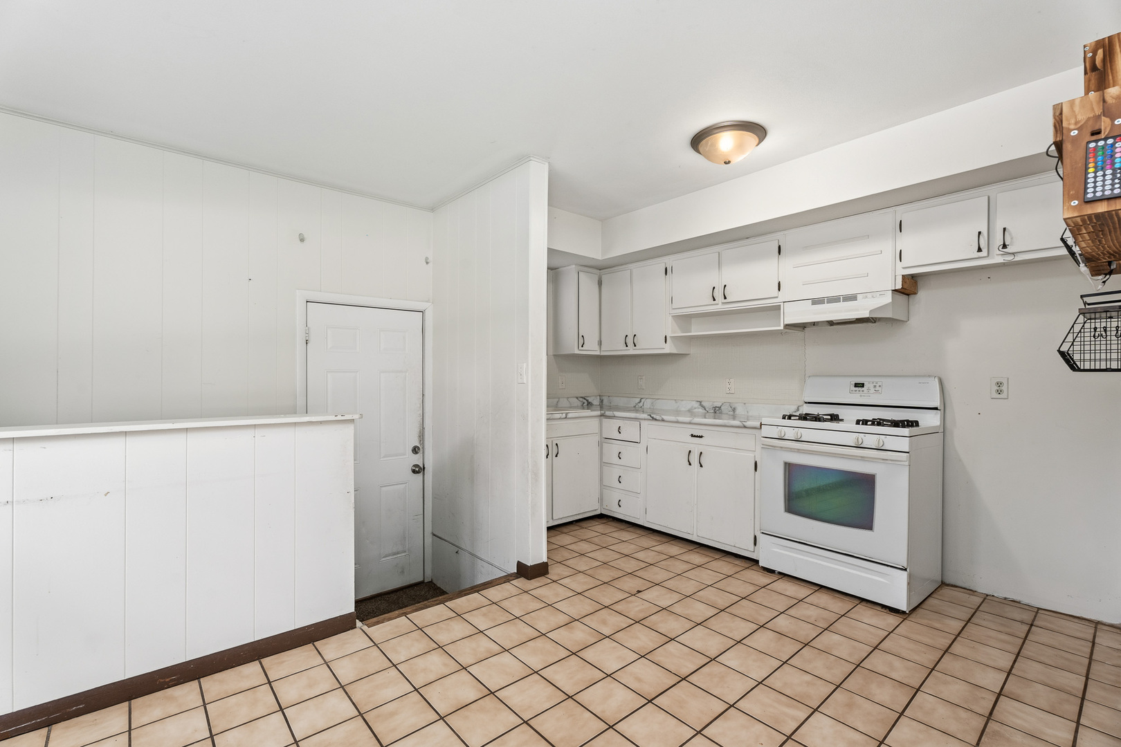 106 Thornton Street Property Photo 6