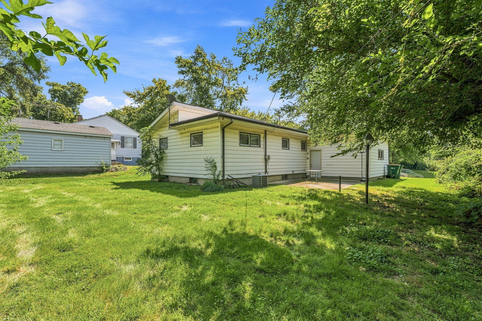 106 Thornton Street Property Photo 27