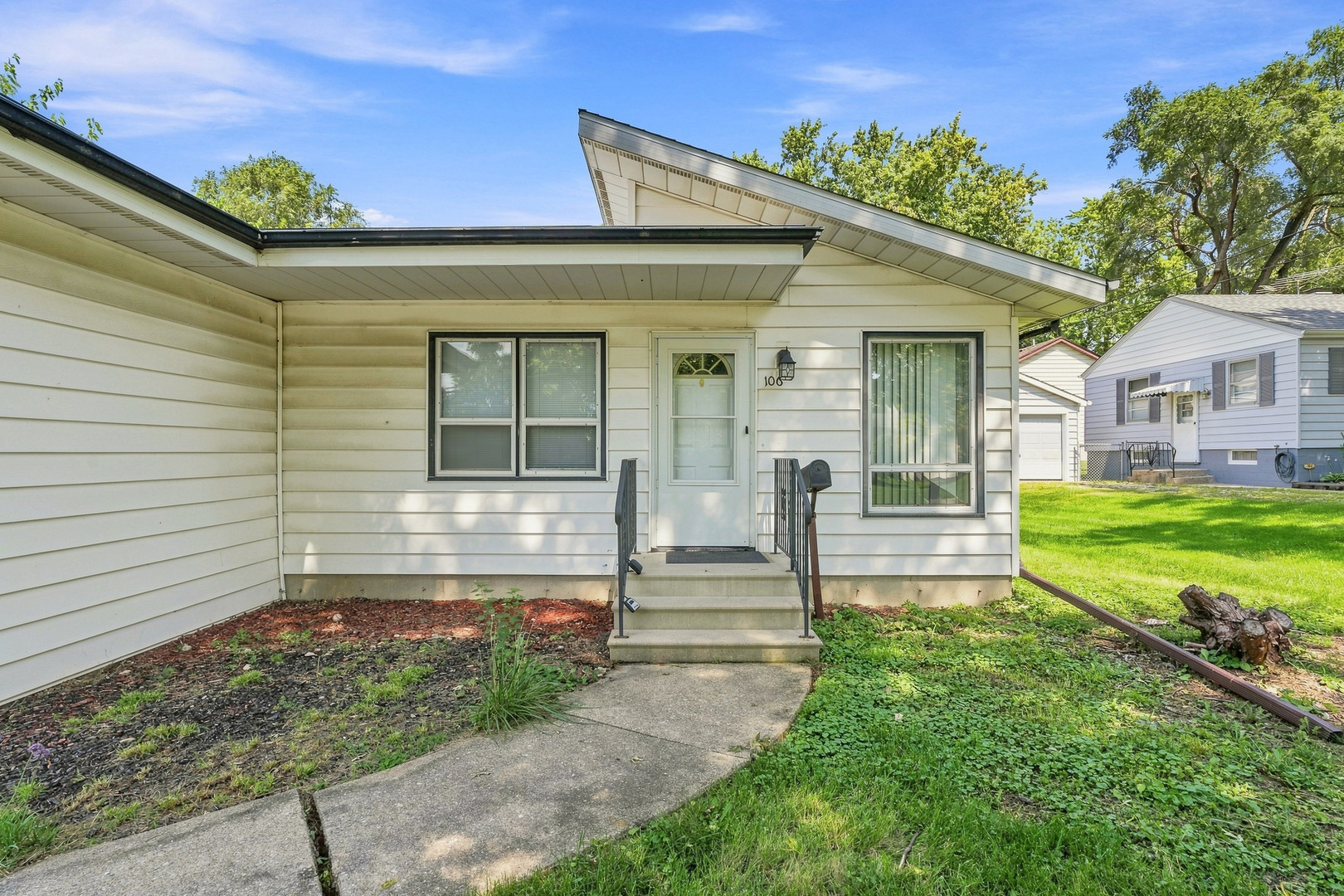 106 Thornton Street Property Photo 33