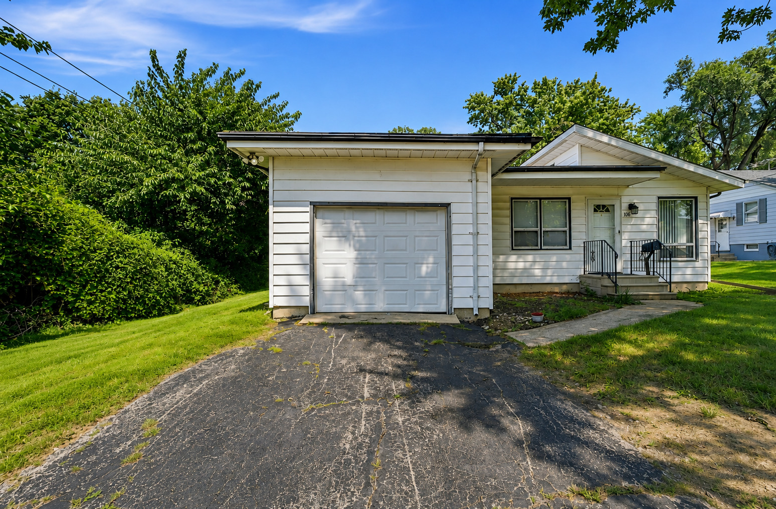 106 Thornton Street Property Photo 34