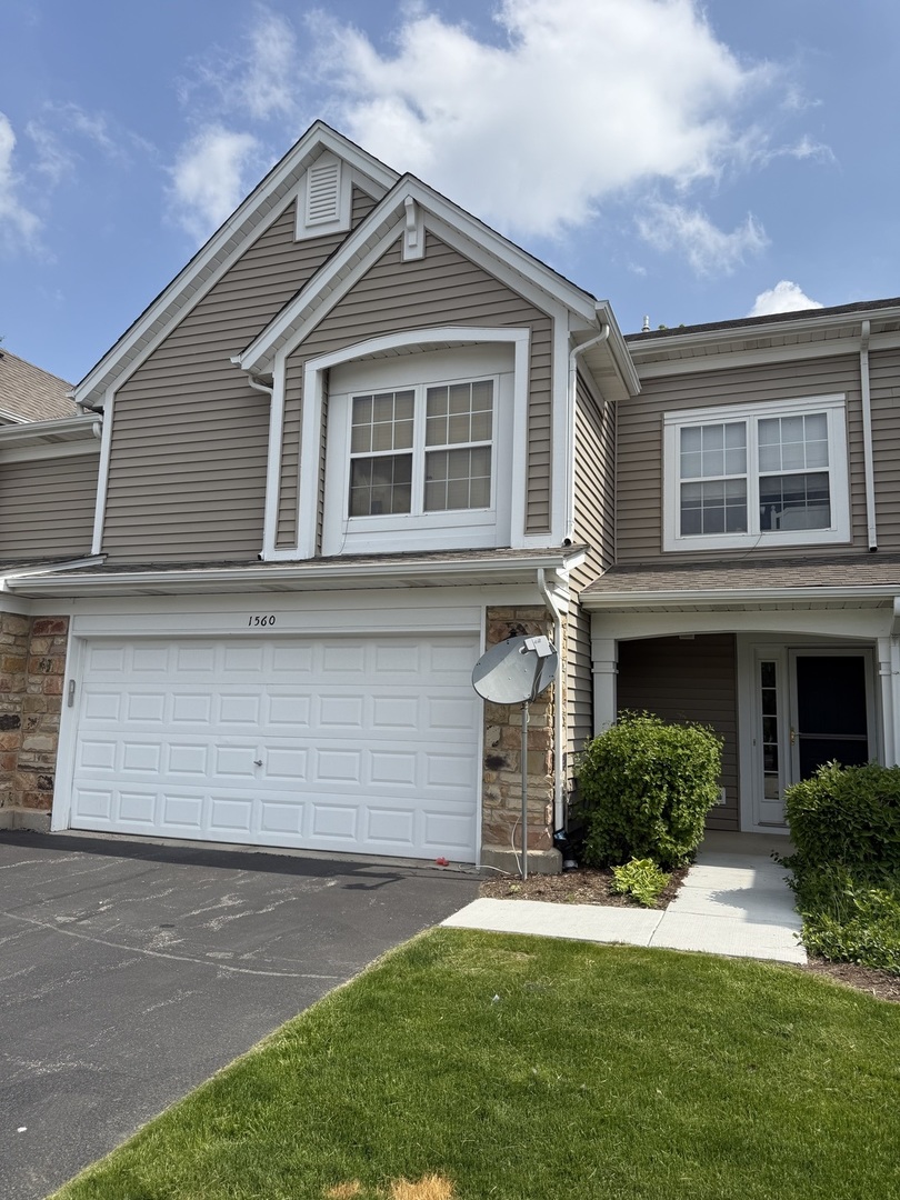 1560 E Chivalry Court Property Photo 1