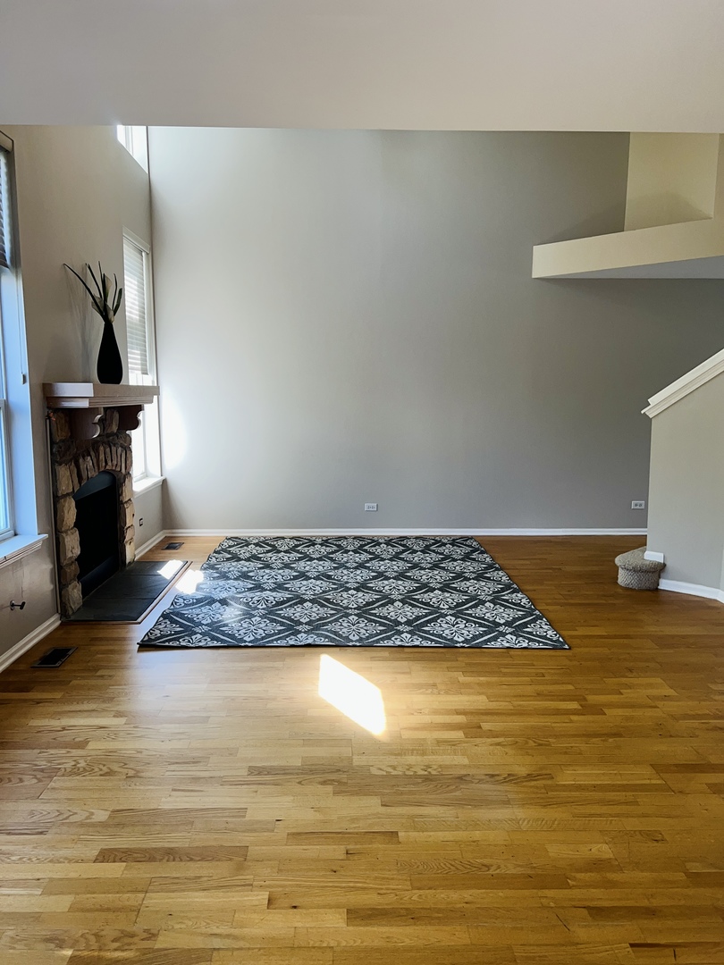 1560 E Chivalry Court Property Photo 9