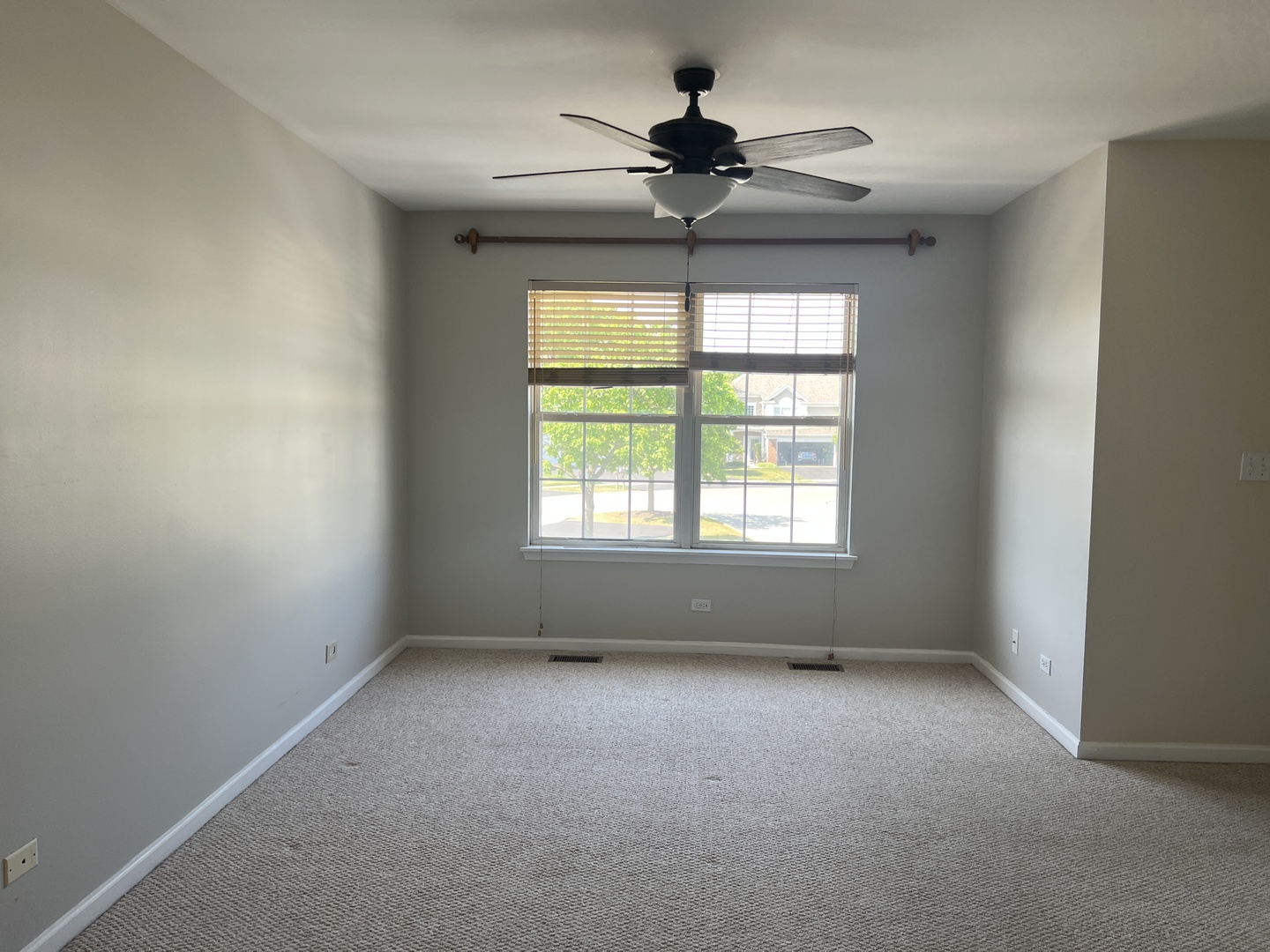 1560 E Chivalry Court Property Photo 13