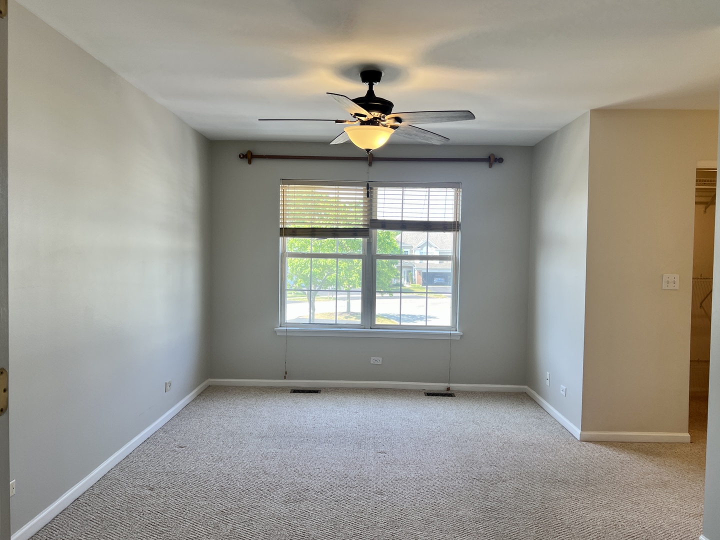 1560 E Chivalry Court Property Photo 15