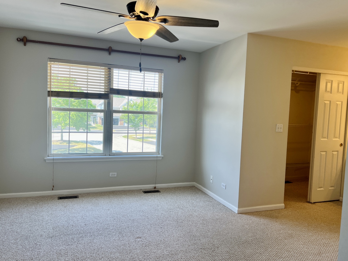 1560 E Chivalry Court Property Photo 16