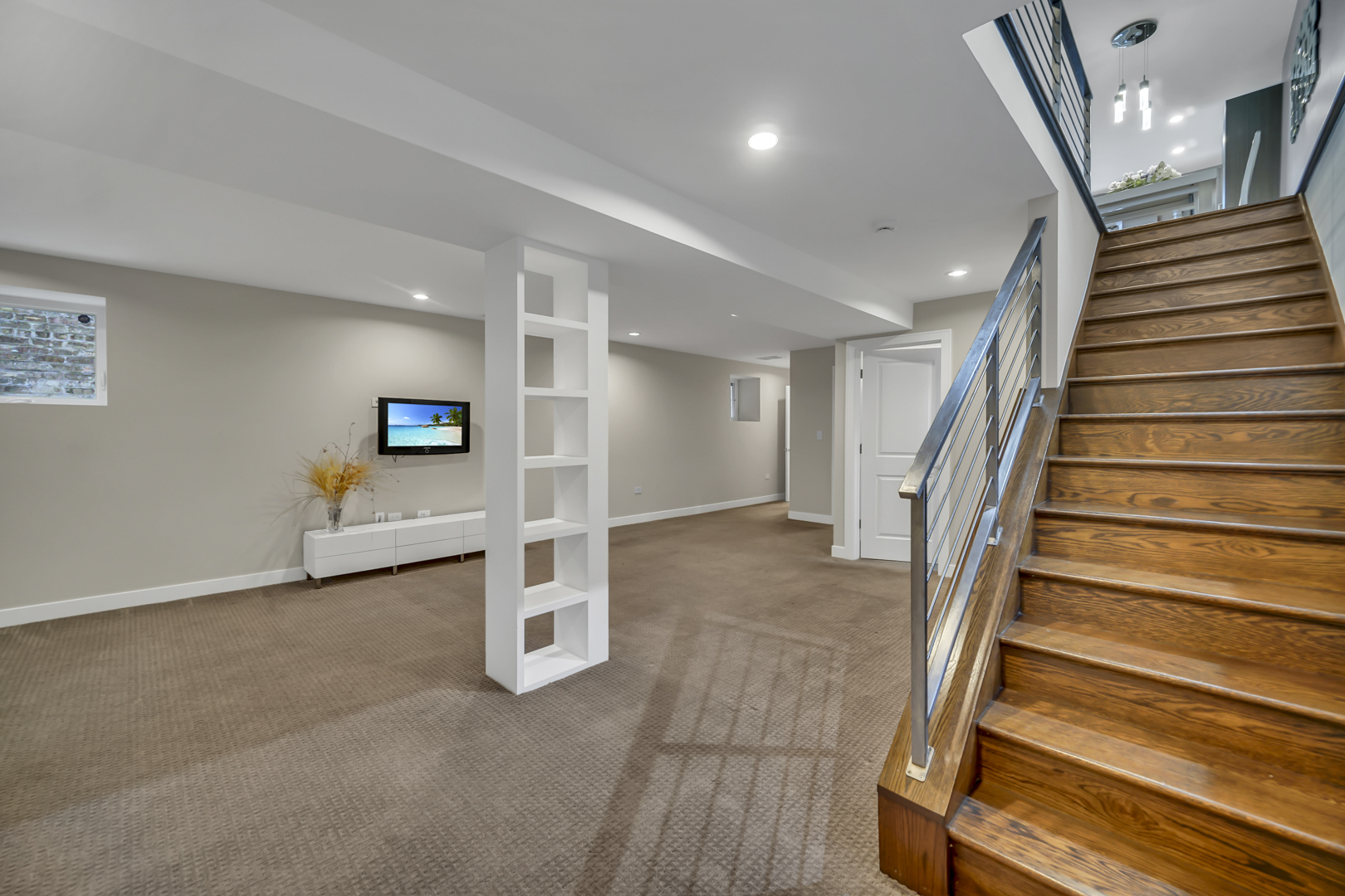 4304 N Overhill Avenue Property Photo 19