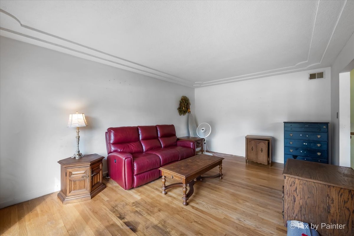 12746867 Property Photo 5