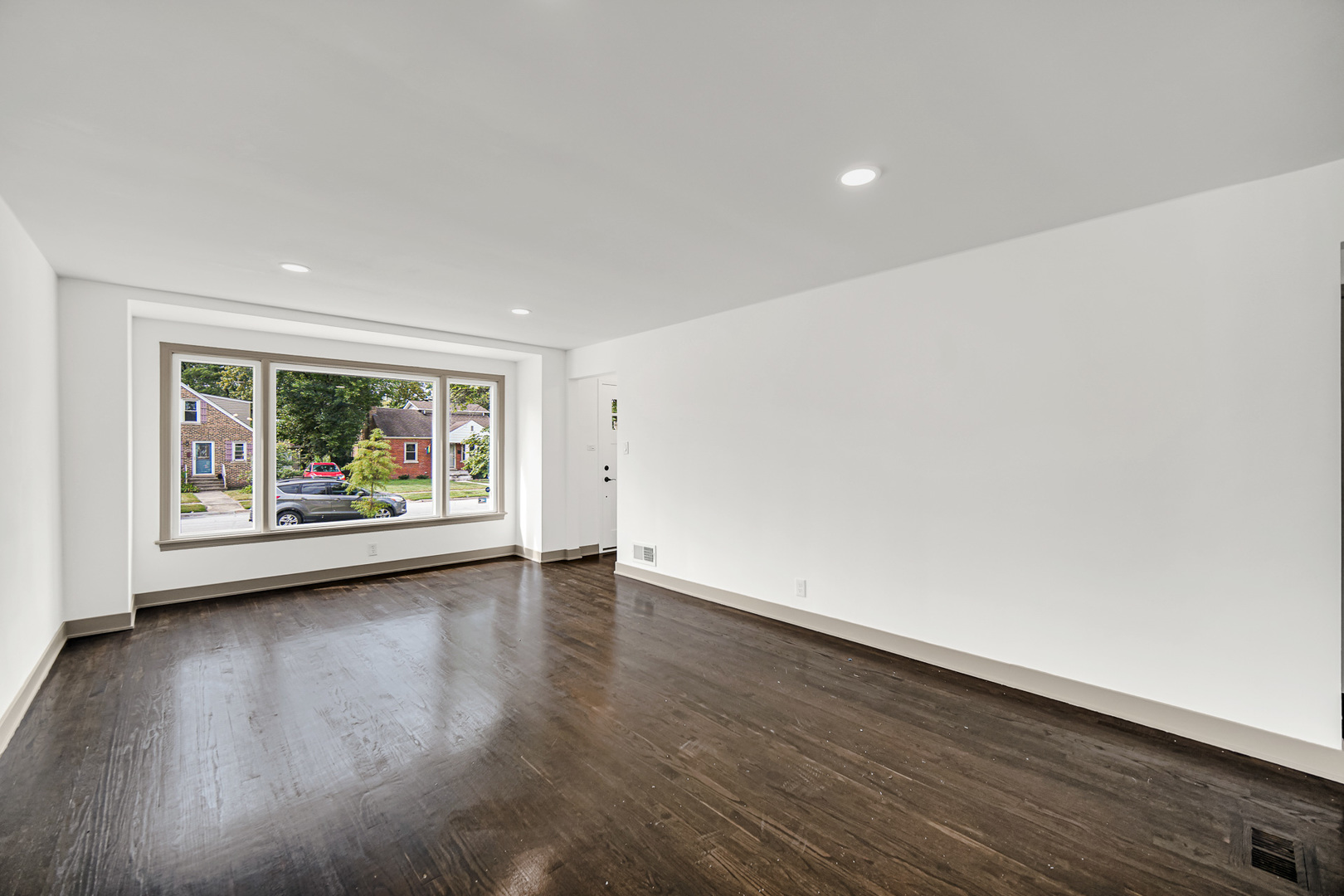 18419 Gottschalk Avenue Property Photo 4
