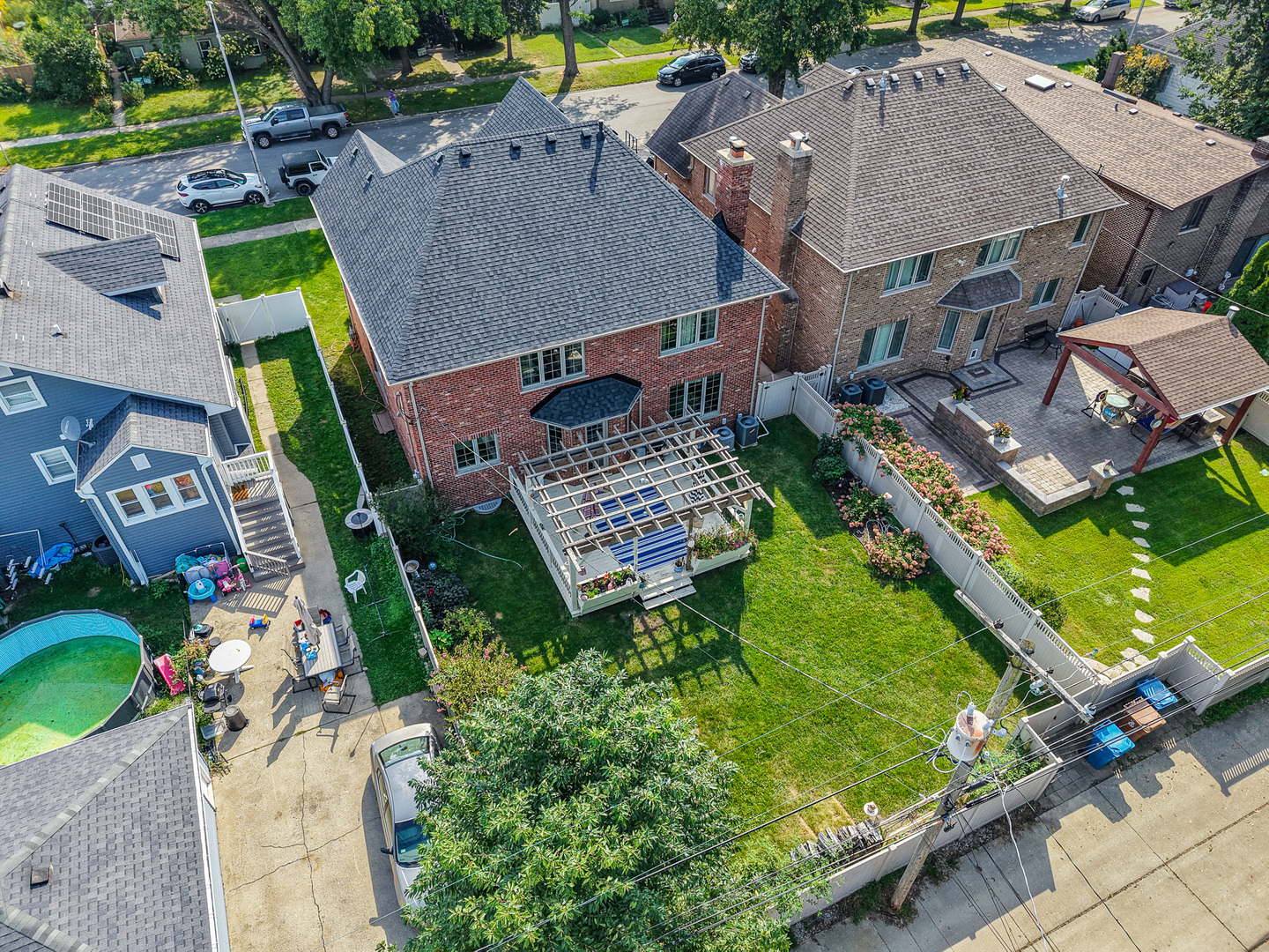 9304 Sproat Street Property Photo 4