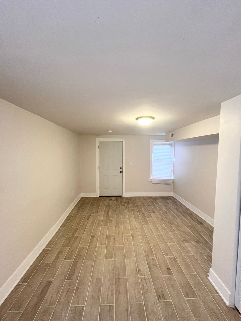 2633 S Christiana Avenue Ch1 Property Photo 6