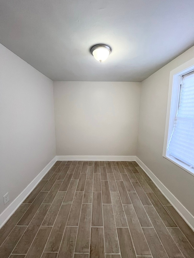 2633 S Christiana Avenue Ch1 Property Photo 9