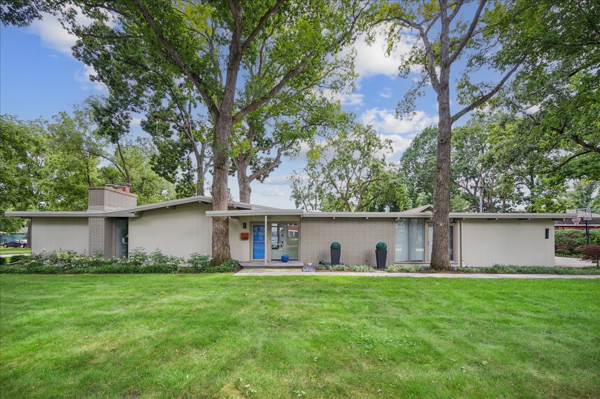 286 Avon Avenue Property Photo 1