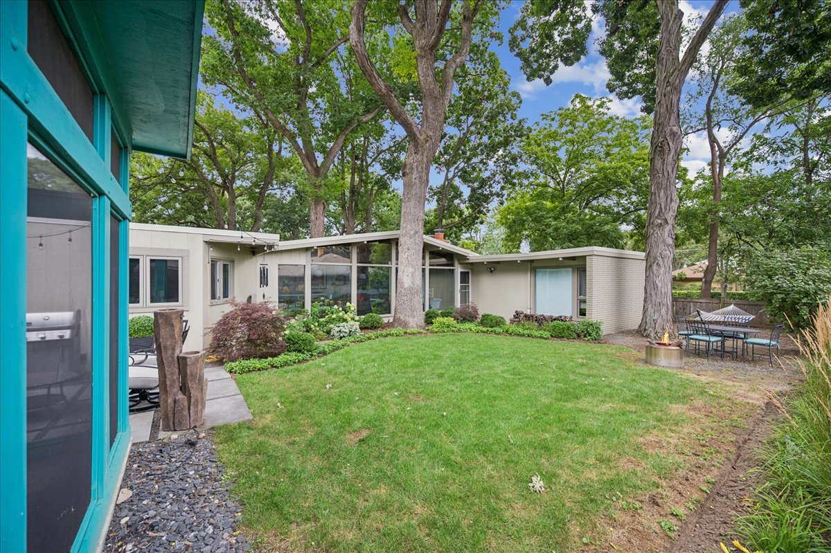 286 Avon Avenue Property Photo 31