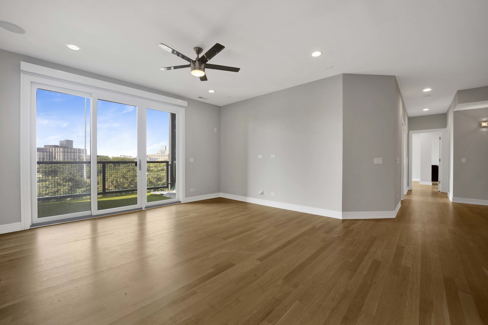650 N Morgan Street 404 Property Photo 10