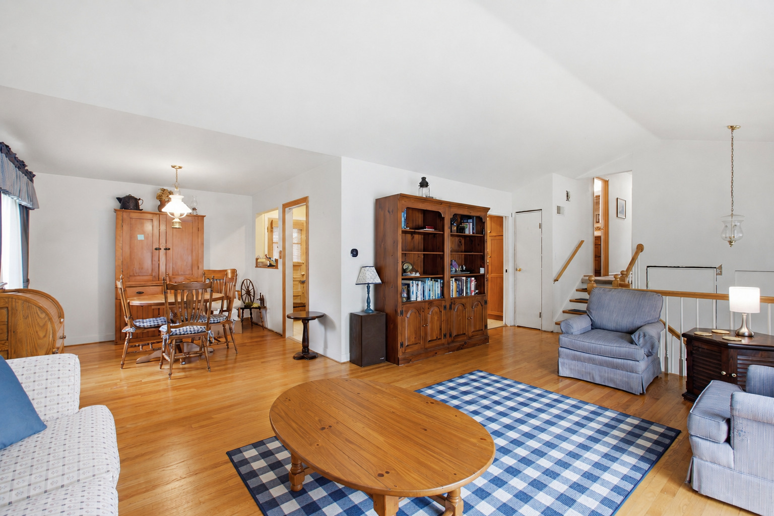 1103 Kenton Road Property Photo 5