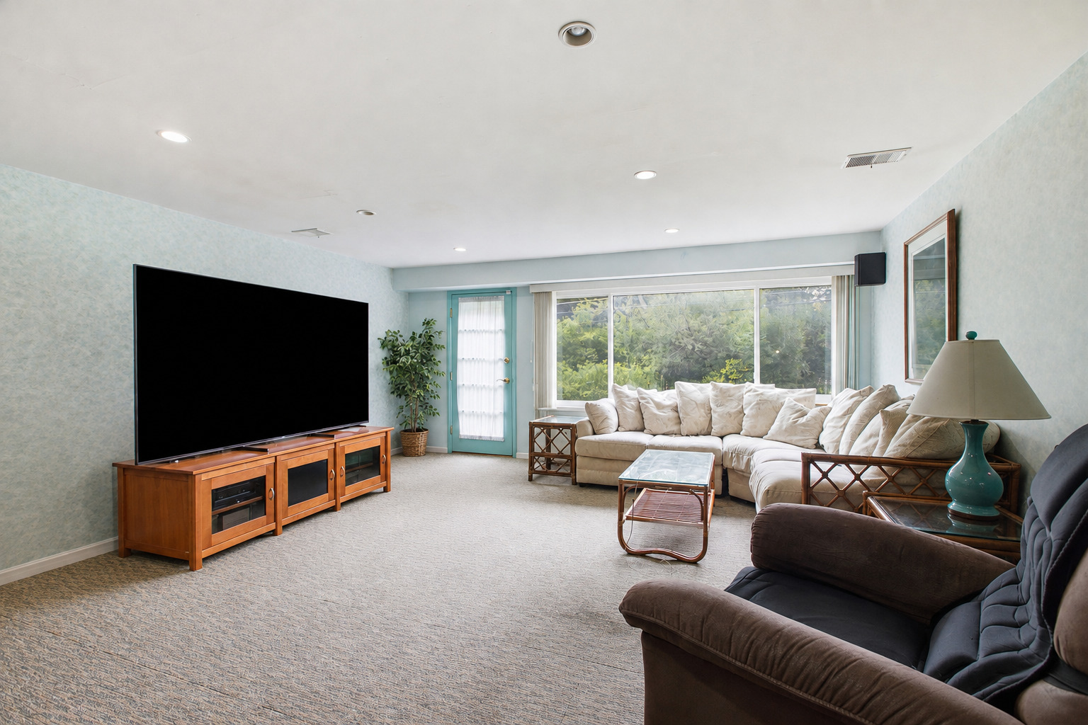 1103 Kenton Road Property Photo 8