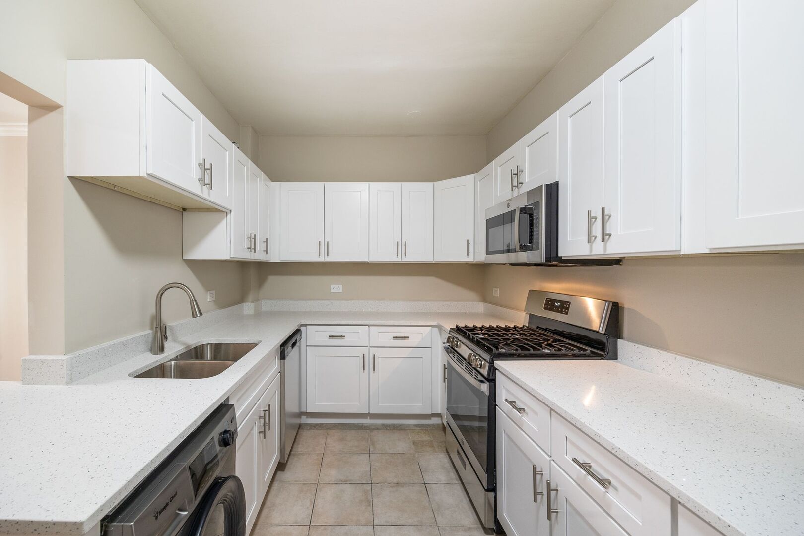12746919 Property Photo 8