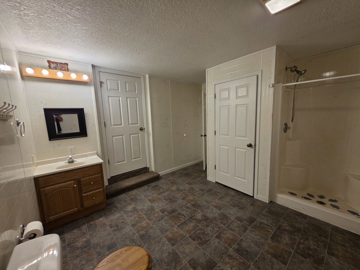 803 Monroe Street Property Photo 22
