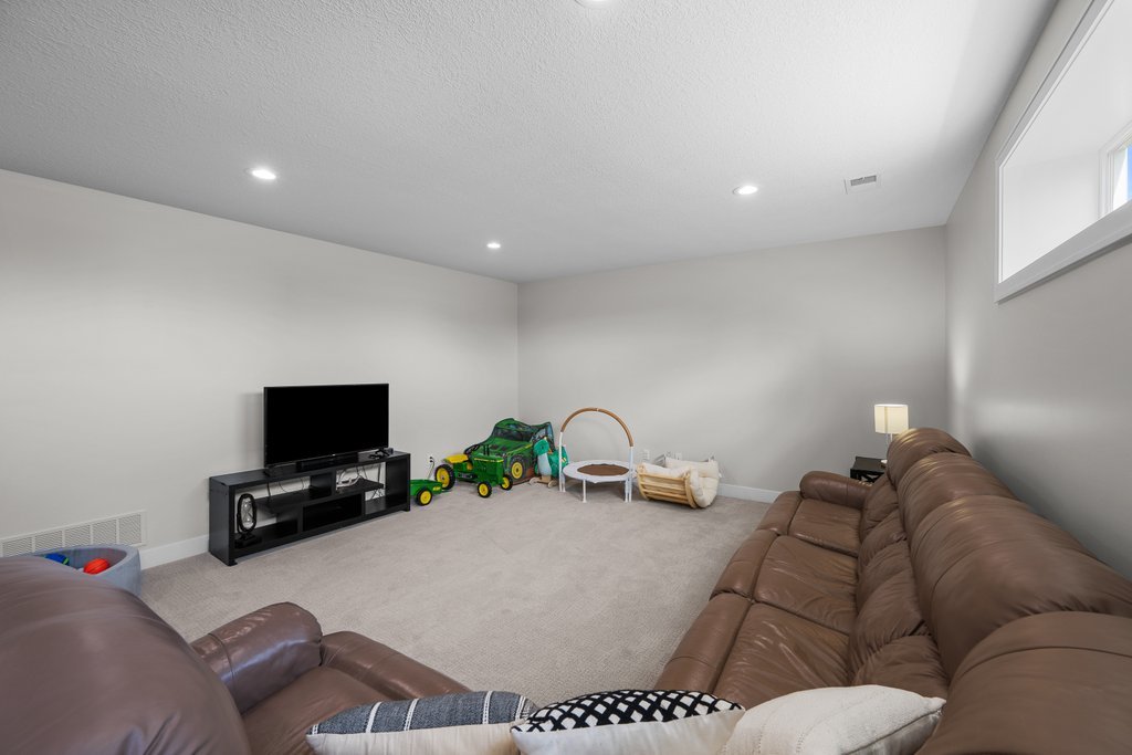 493 Mason Drive Property Photo 47