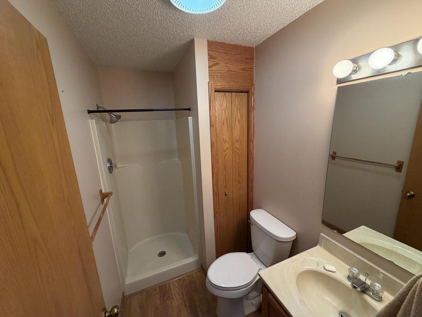 29 N Shoreline Drive Property Photo 9