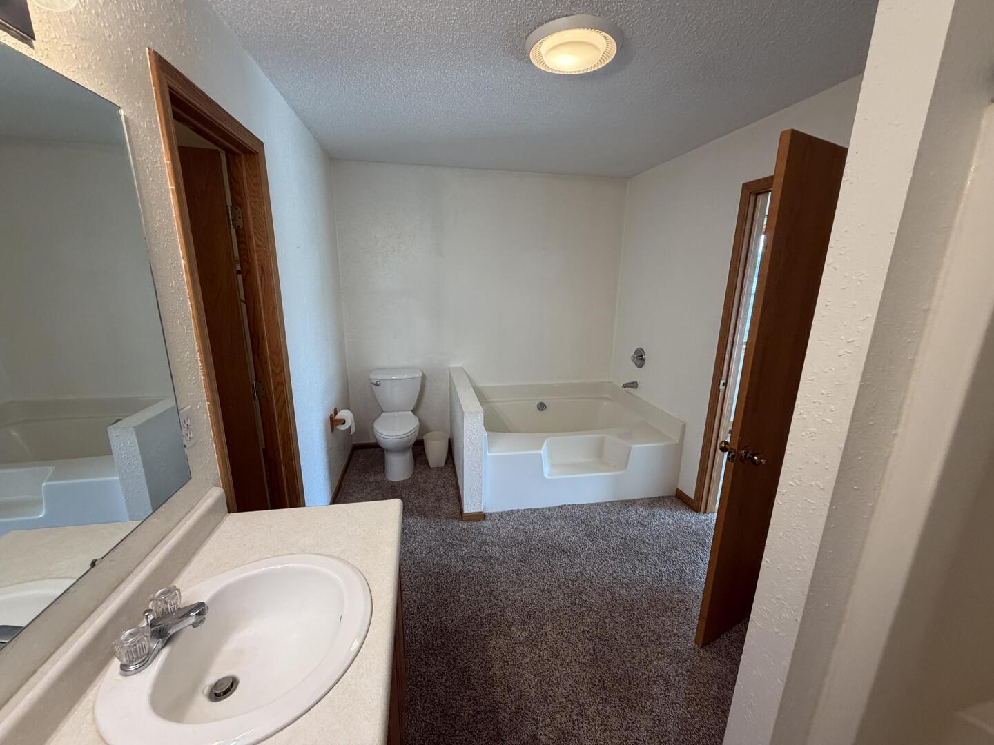 29 N Shoreline Drive Property Photo 16