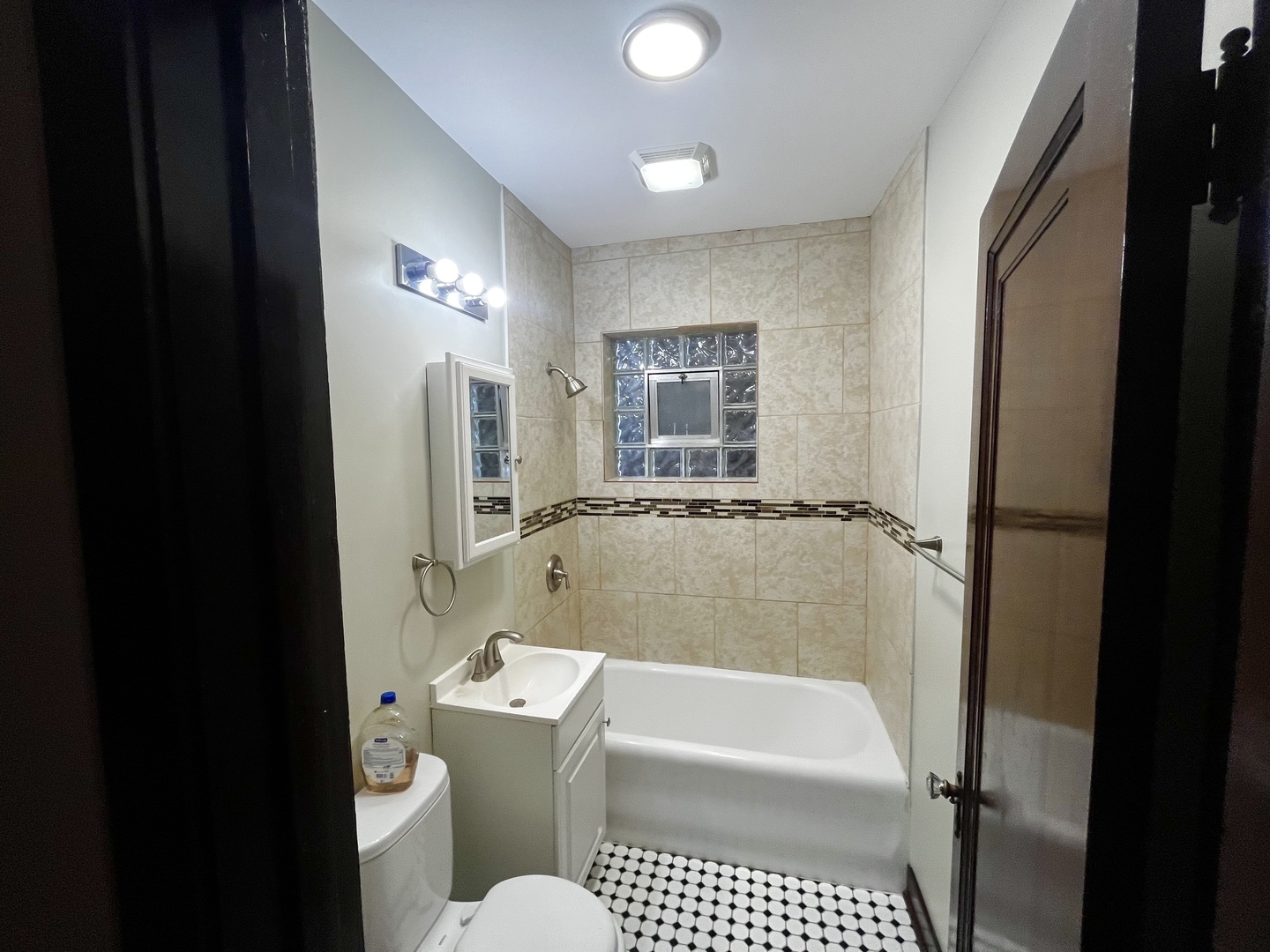 3123 W 55th Street 2w Property Photo 4