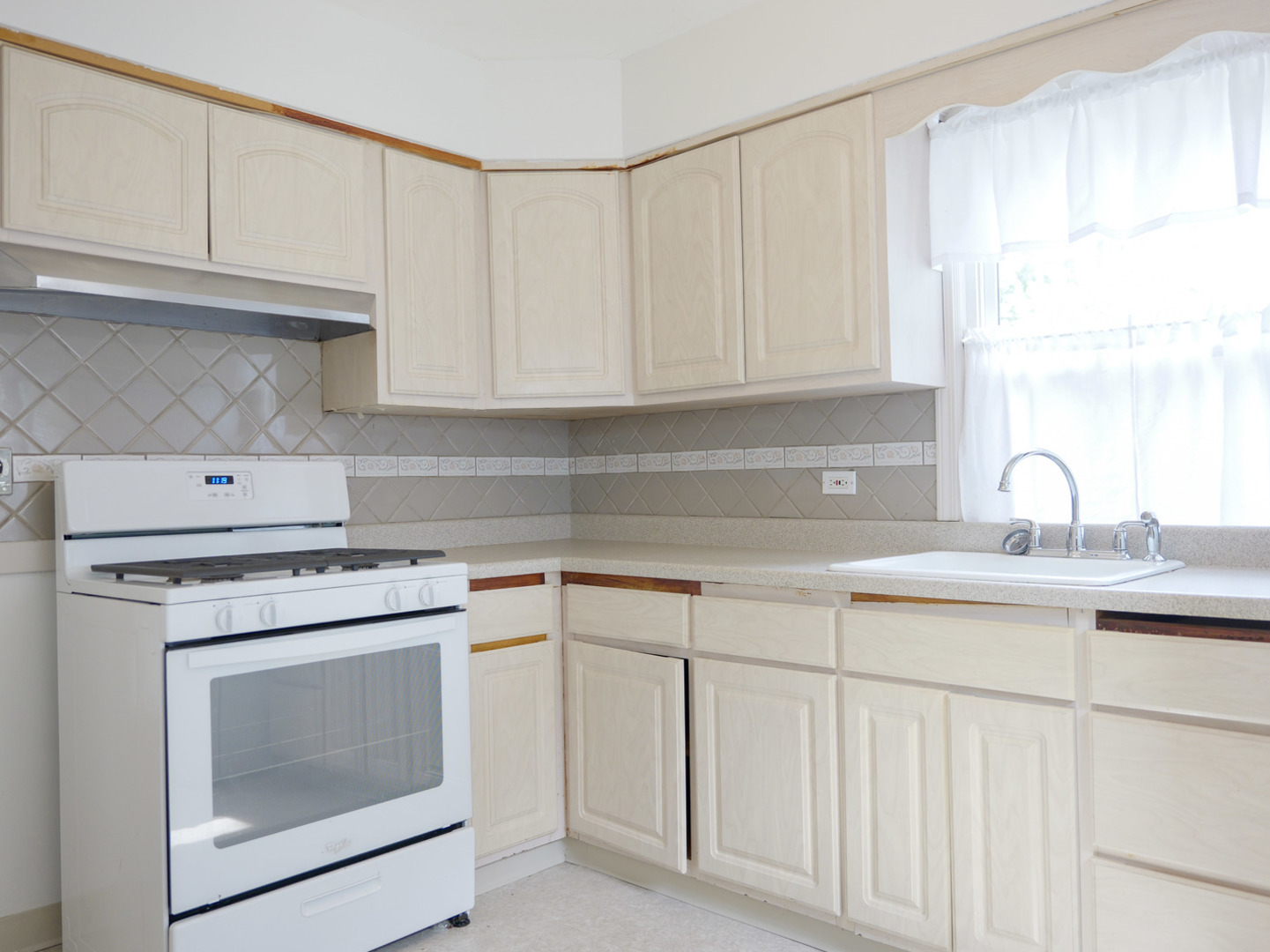 2731 Elder Lane Property Photo 10