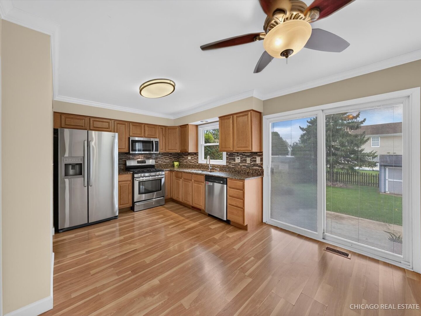 221 Julie Lane Property Photo 6