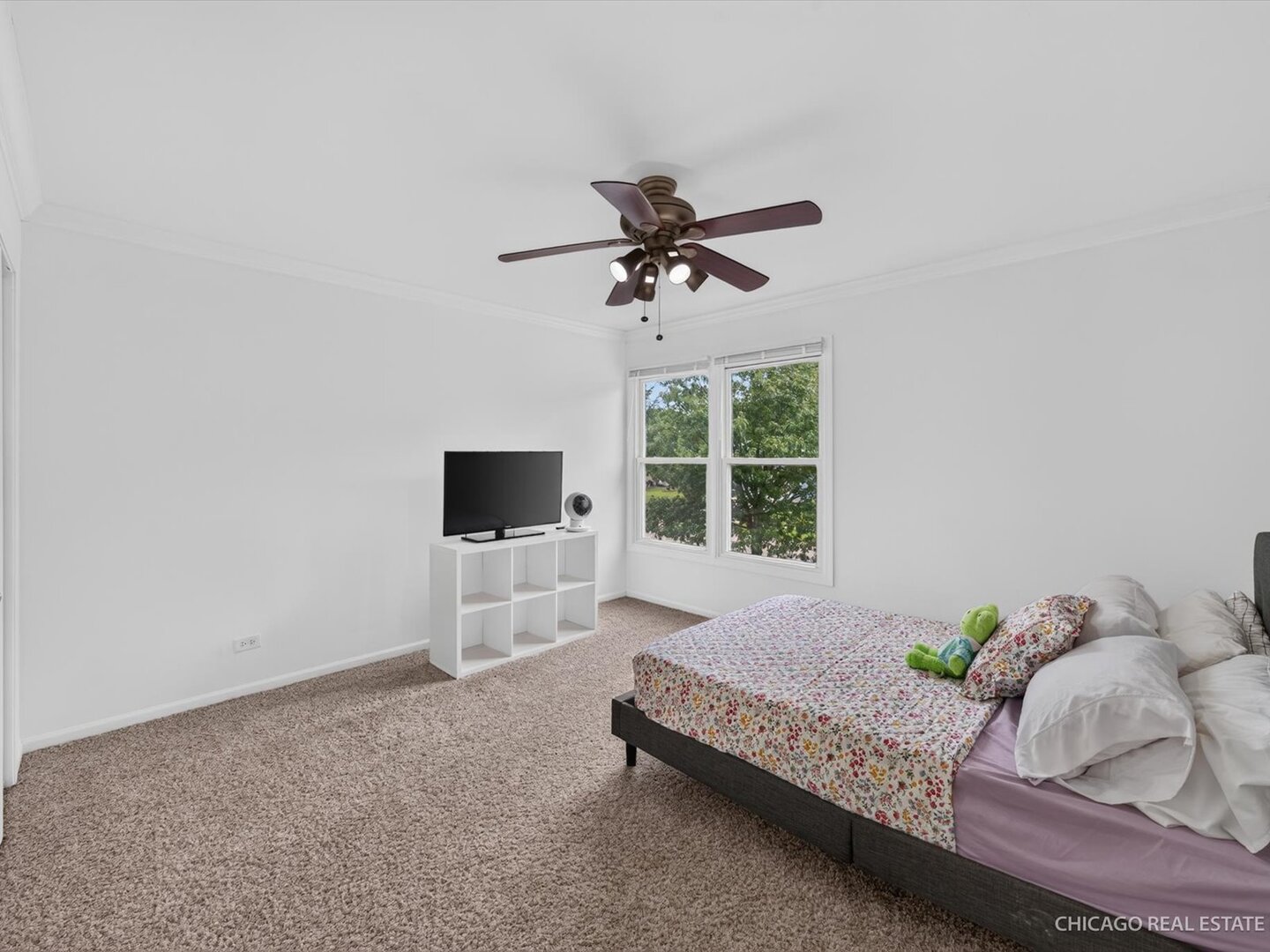 221 Julie Lane Property Photo 8