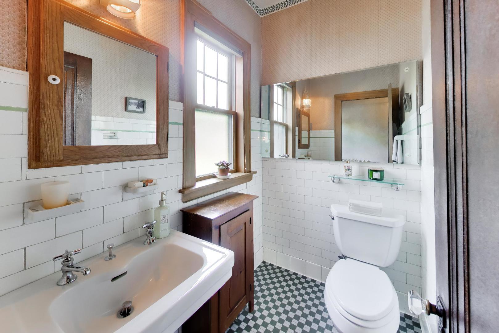 6136 Crain Street Property Photo 13
