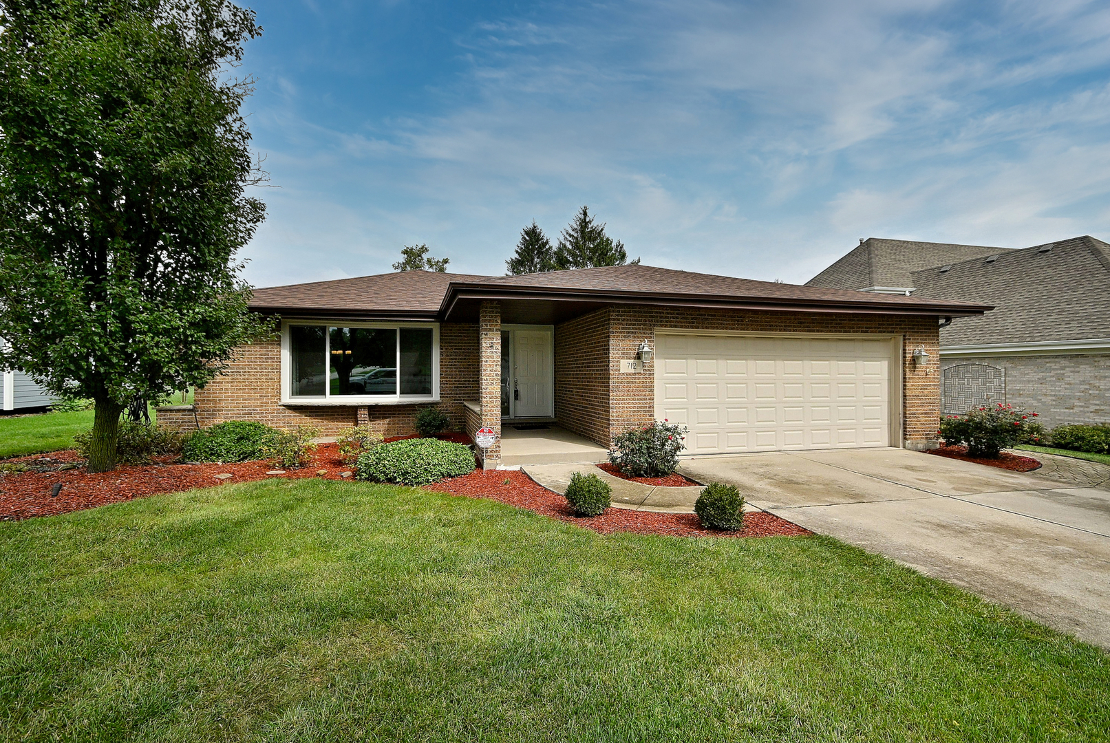 712 67th Street Property Photo 1