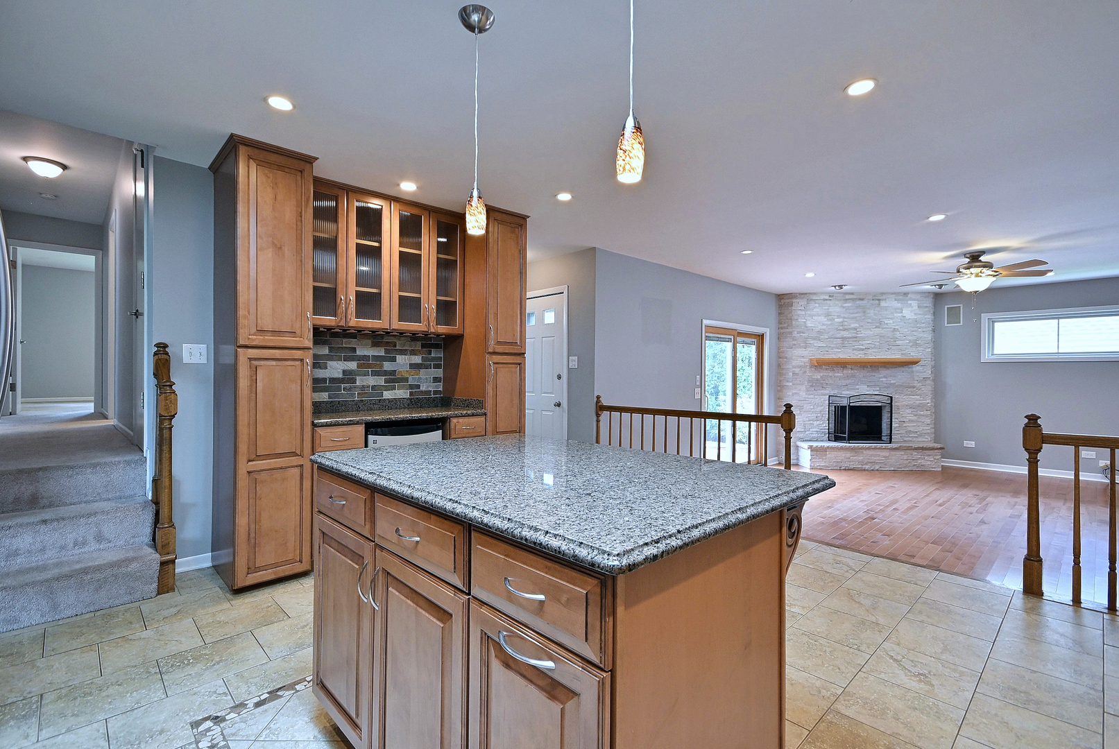 712 67th Street Property Photo 5