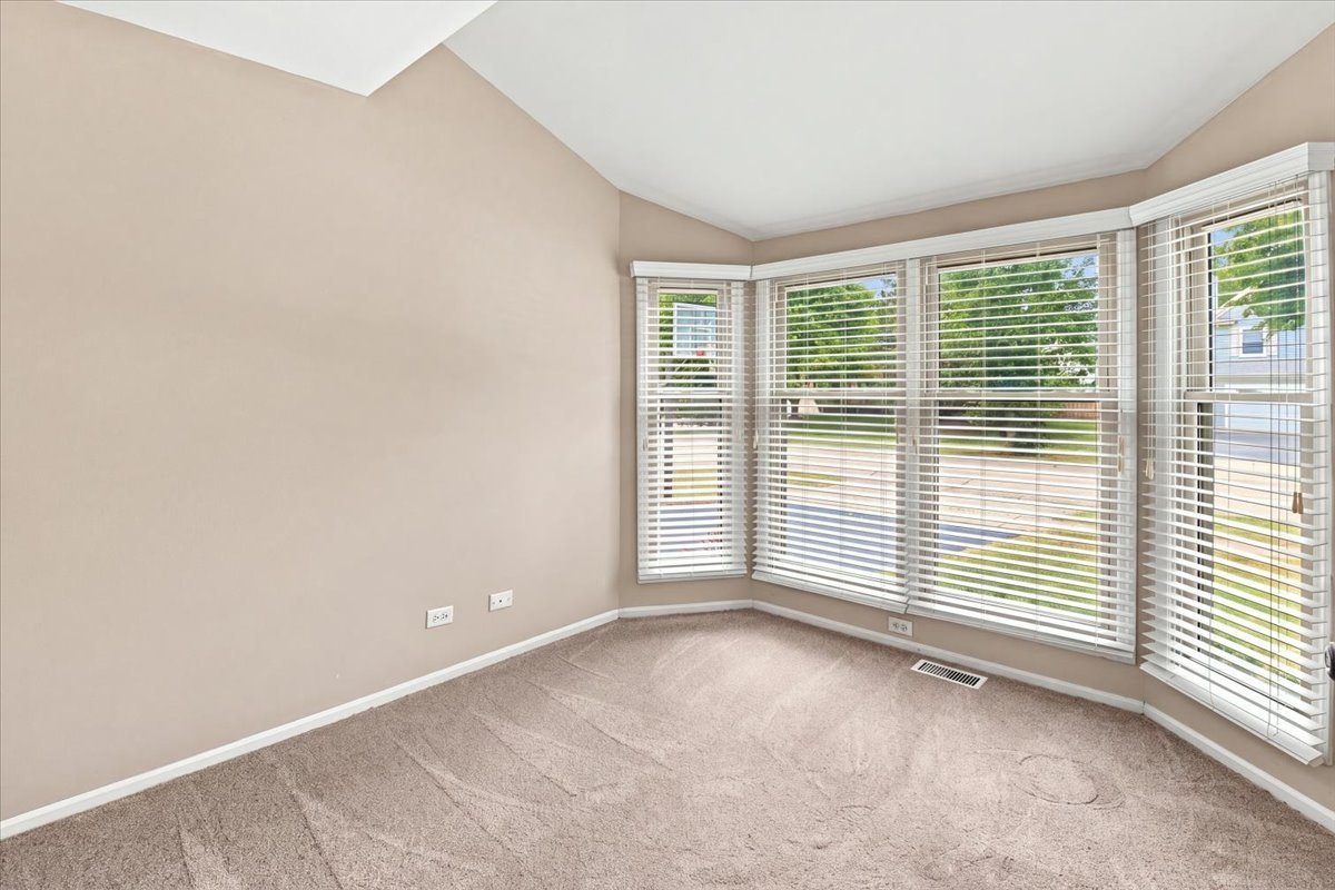 66 Copperwood Drive Property Photo 5