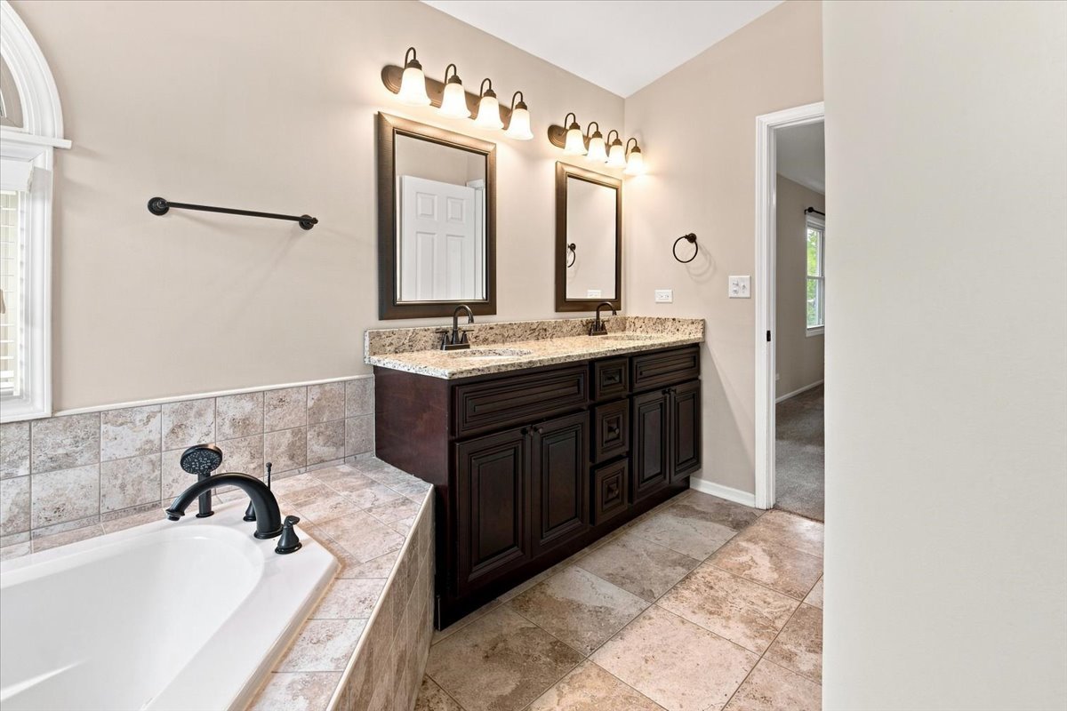 66 Copperwood Drive Property Photo 21