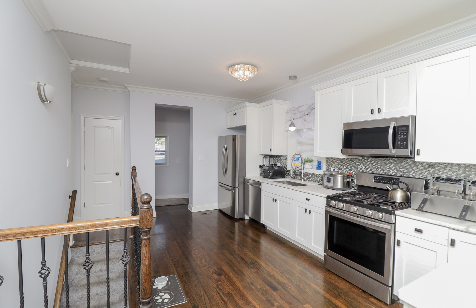 7708 S Wolcott Avenue Property Photo 6