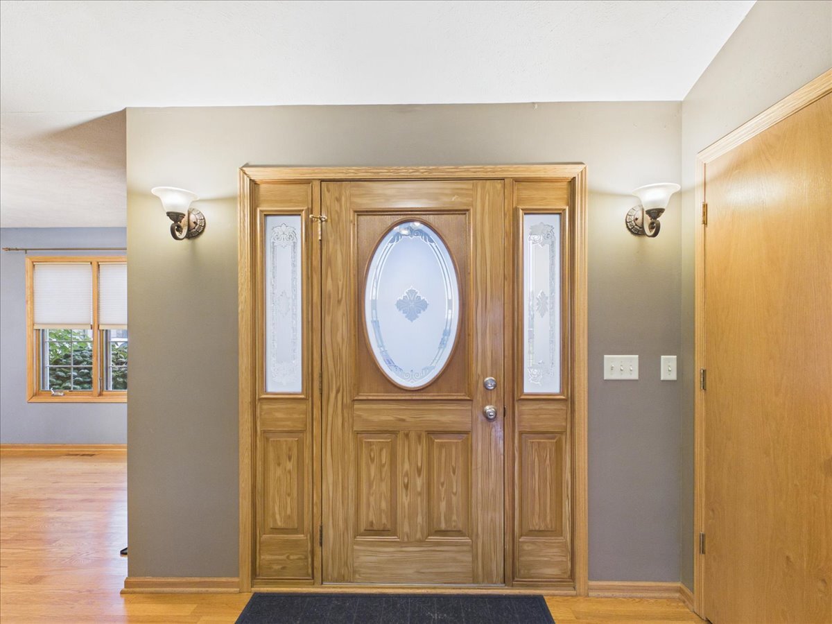 2819 Mary Street Property Photo 11