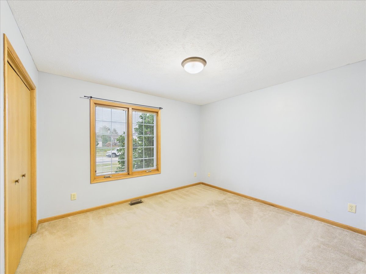 2819 Mary Street Property Photo 24