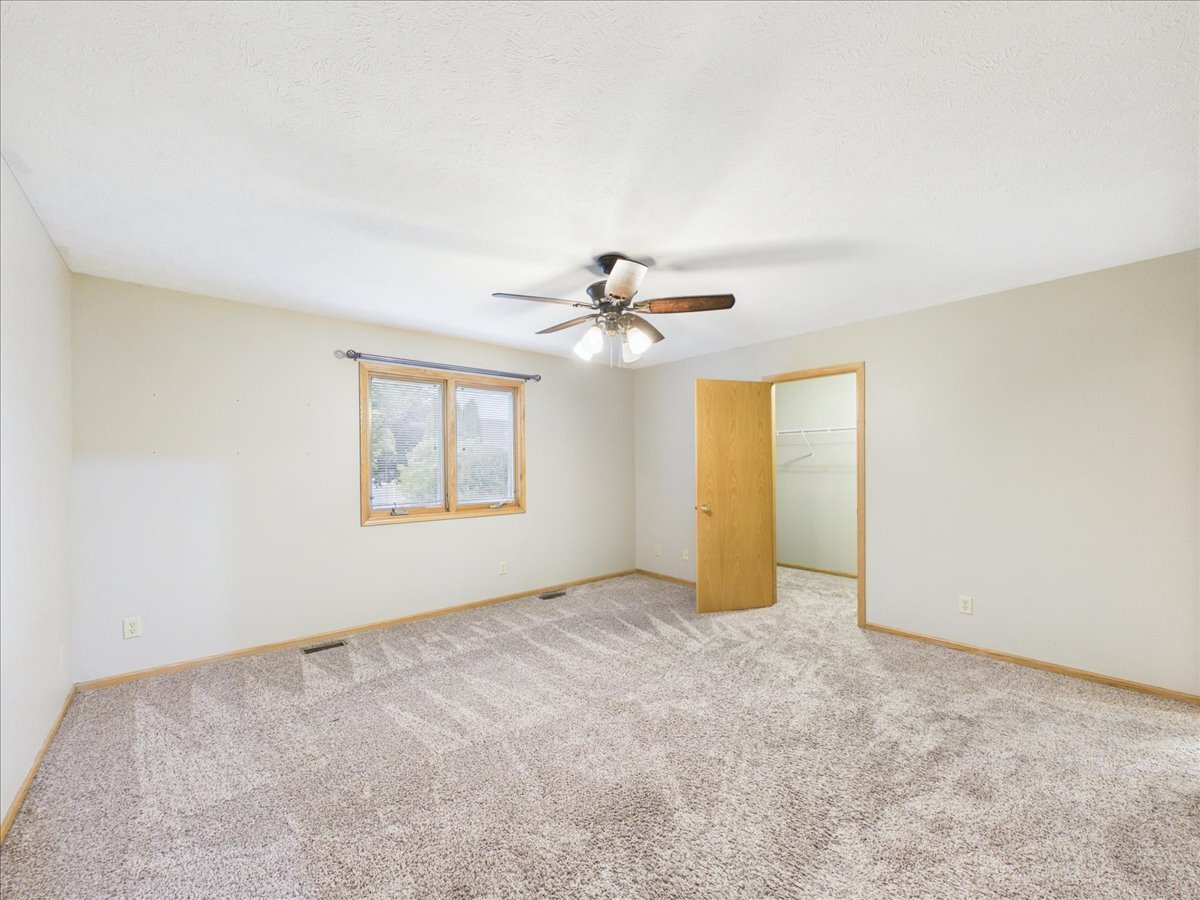 2819 Mary Street Property Photo 28