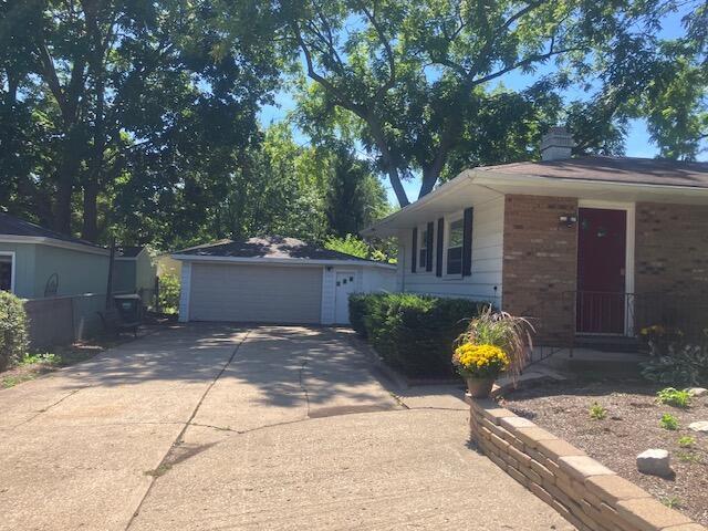 2109 W 7th St Street Property Photo 28