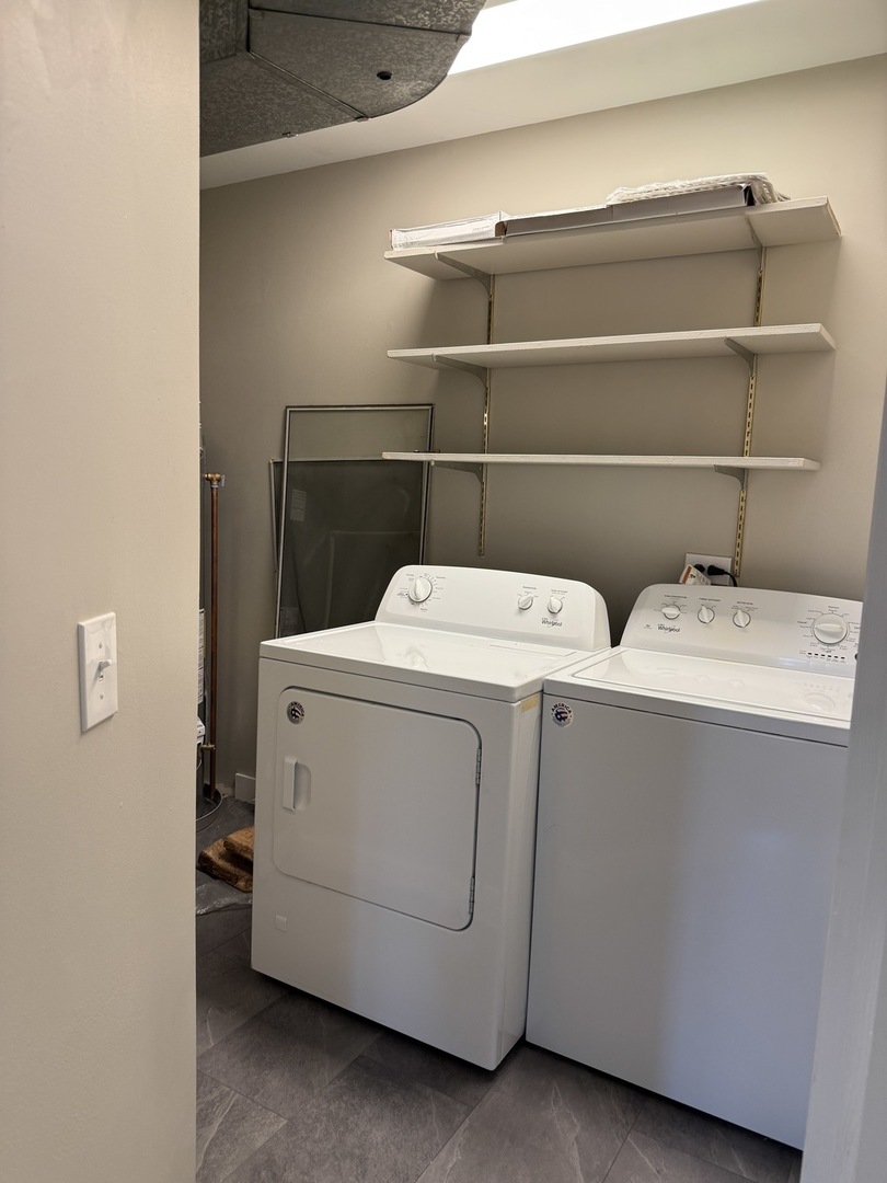 673 Thorntree Court D-2 Property Photo 17