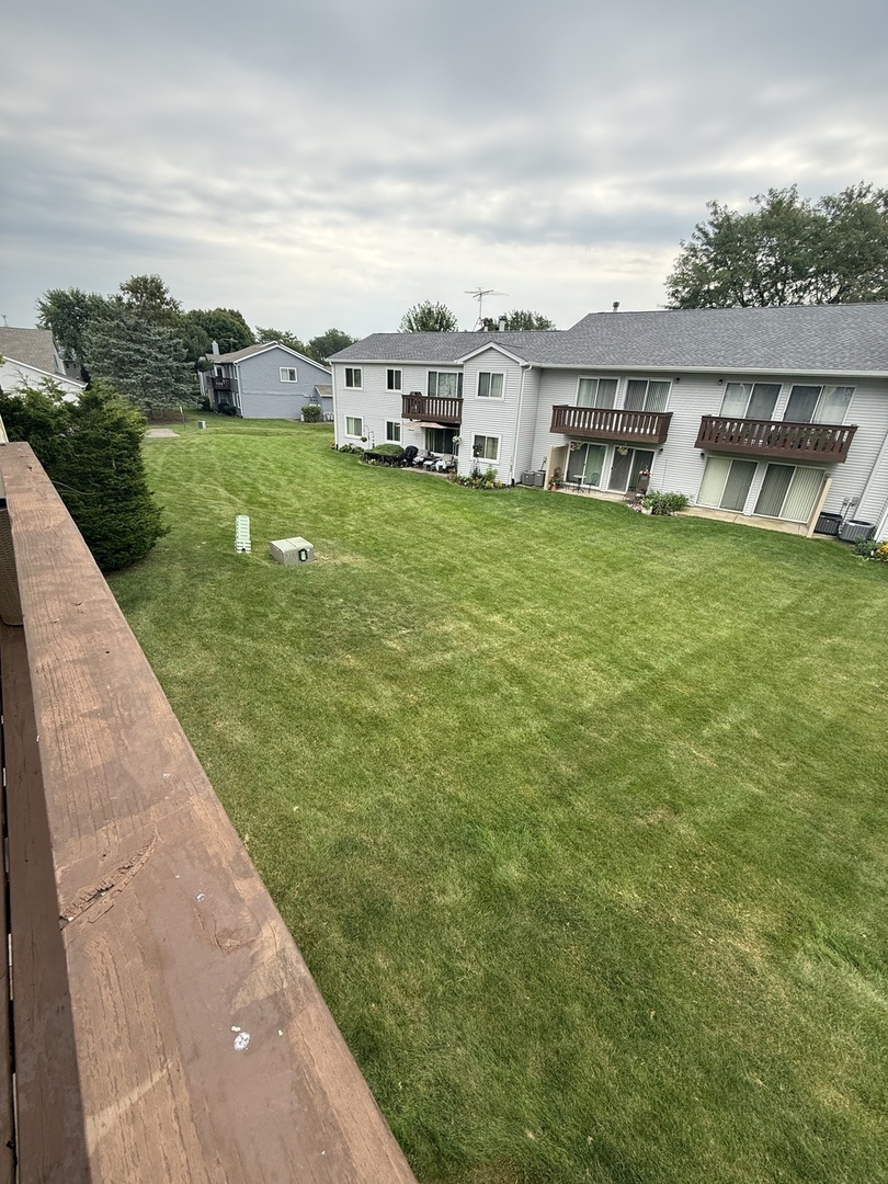 673 Thorntree Court D-2 Property Photo 22