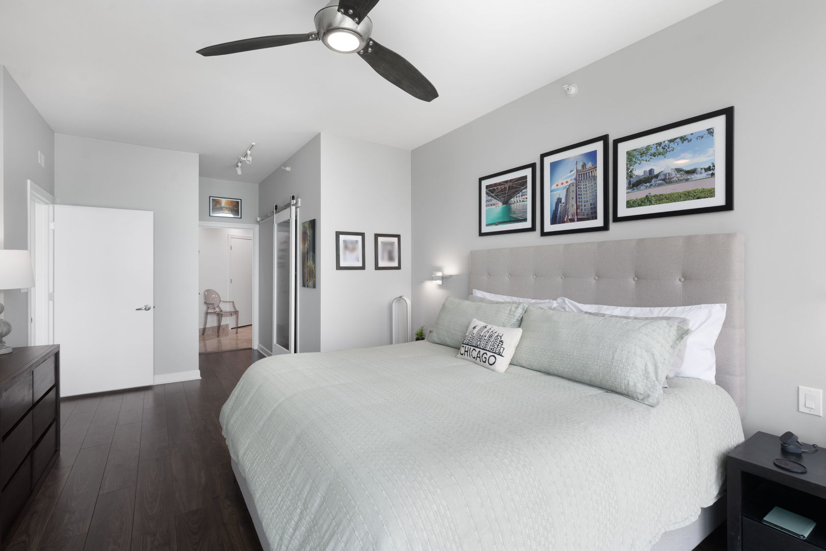 1201 S Prairie Avenue 3605 Property Photo 13