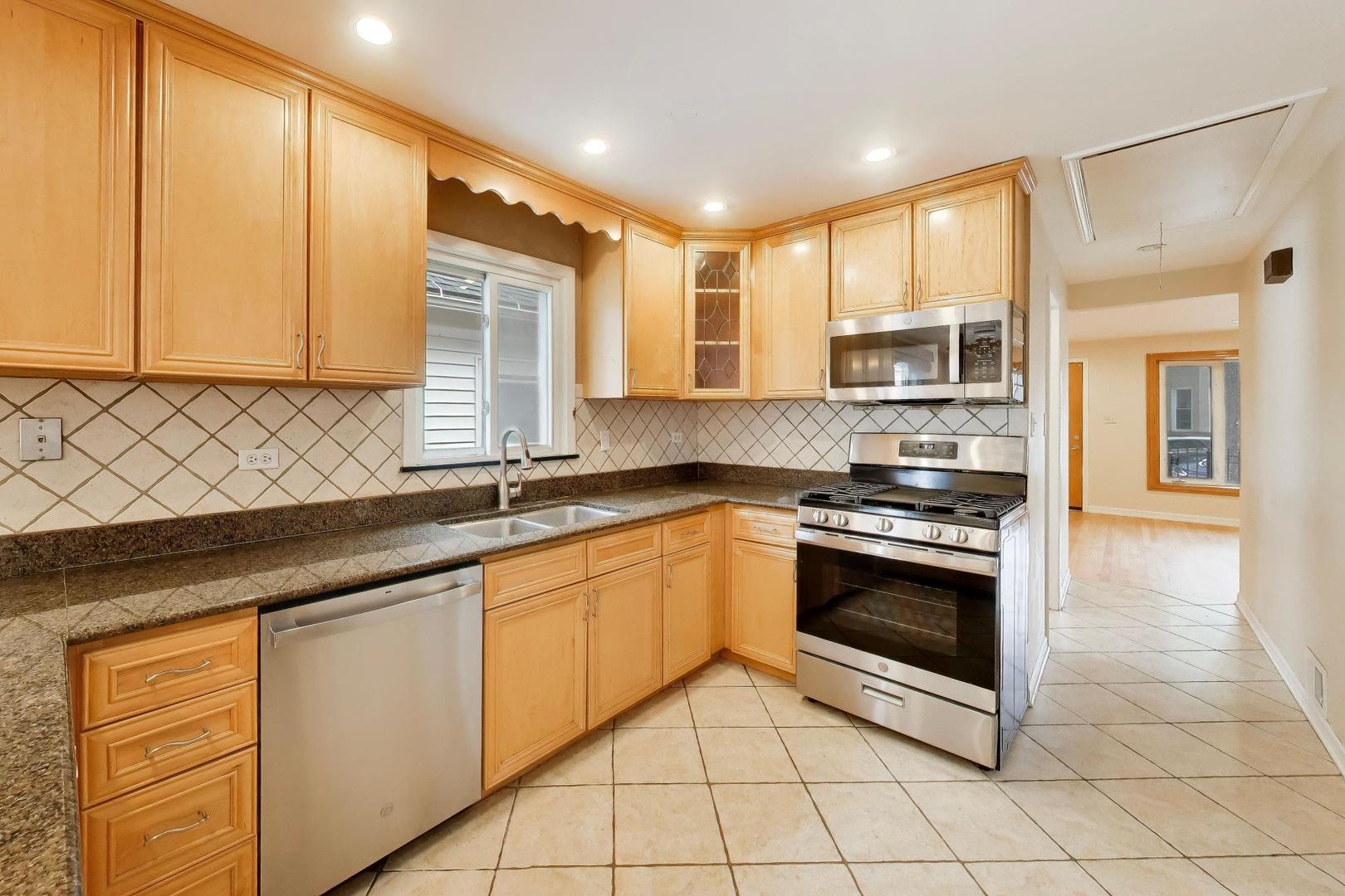 2972 S Loomis Street Property Photo 10