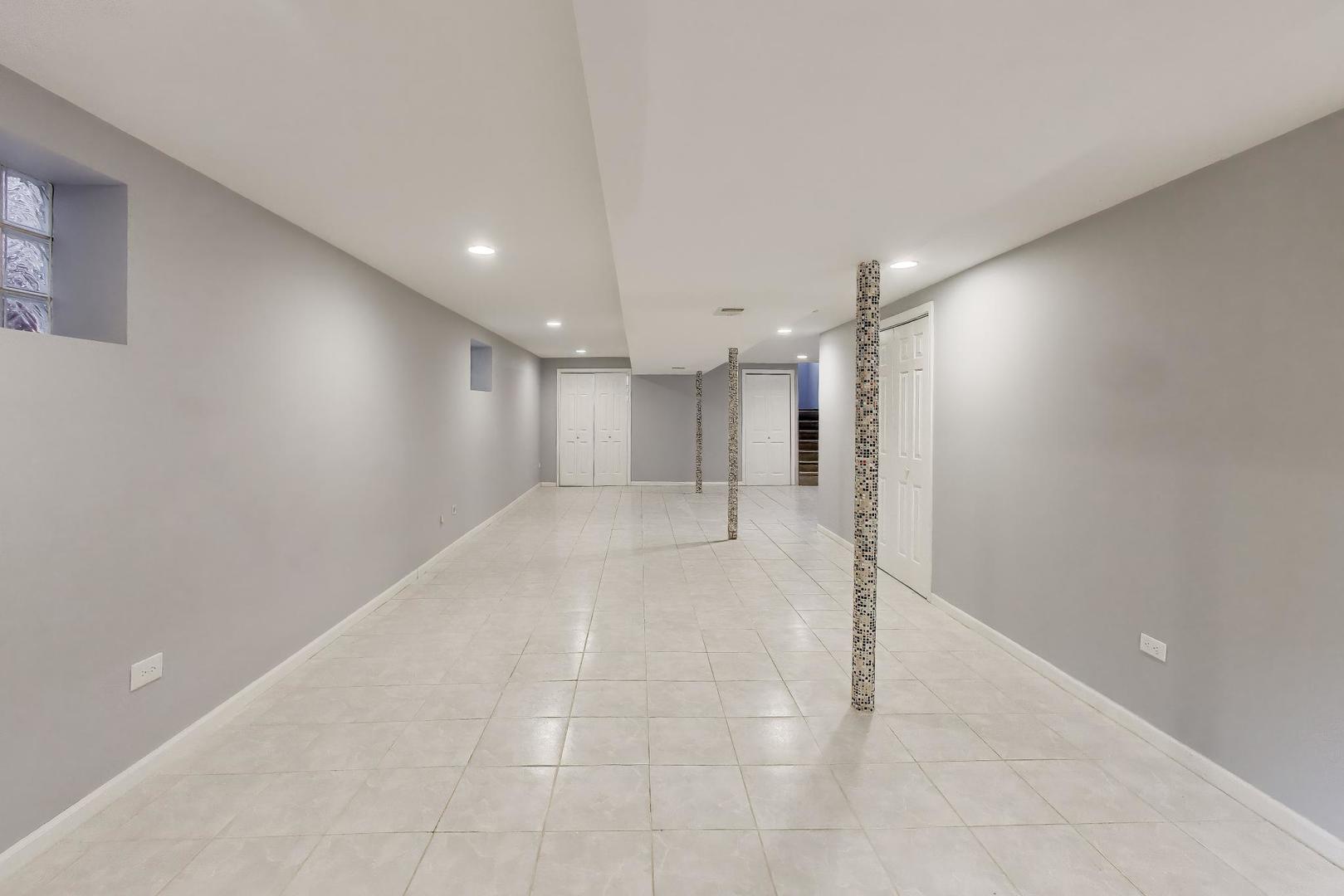 2972 S Loomis Street Property Photo 25