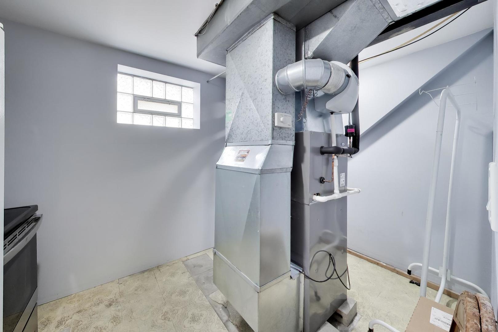 2972 S Loomis Street Property Photo 33
