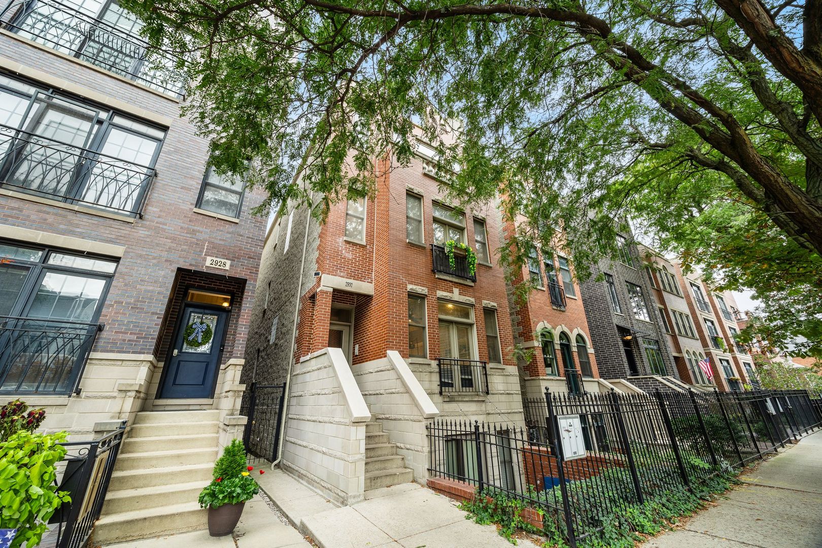 2930 N Damen Avenue 3 Property Photo 1