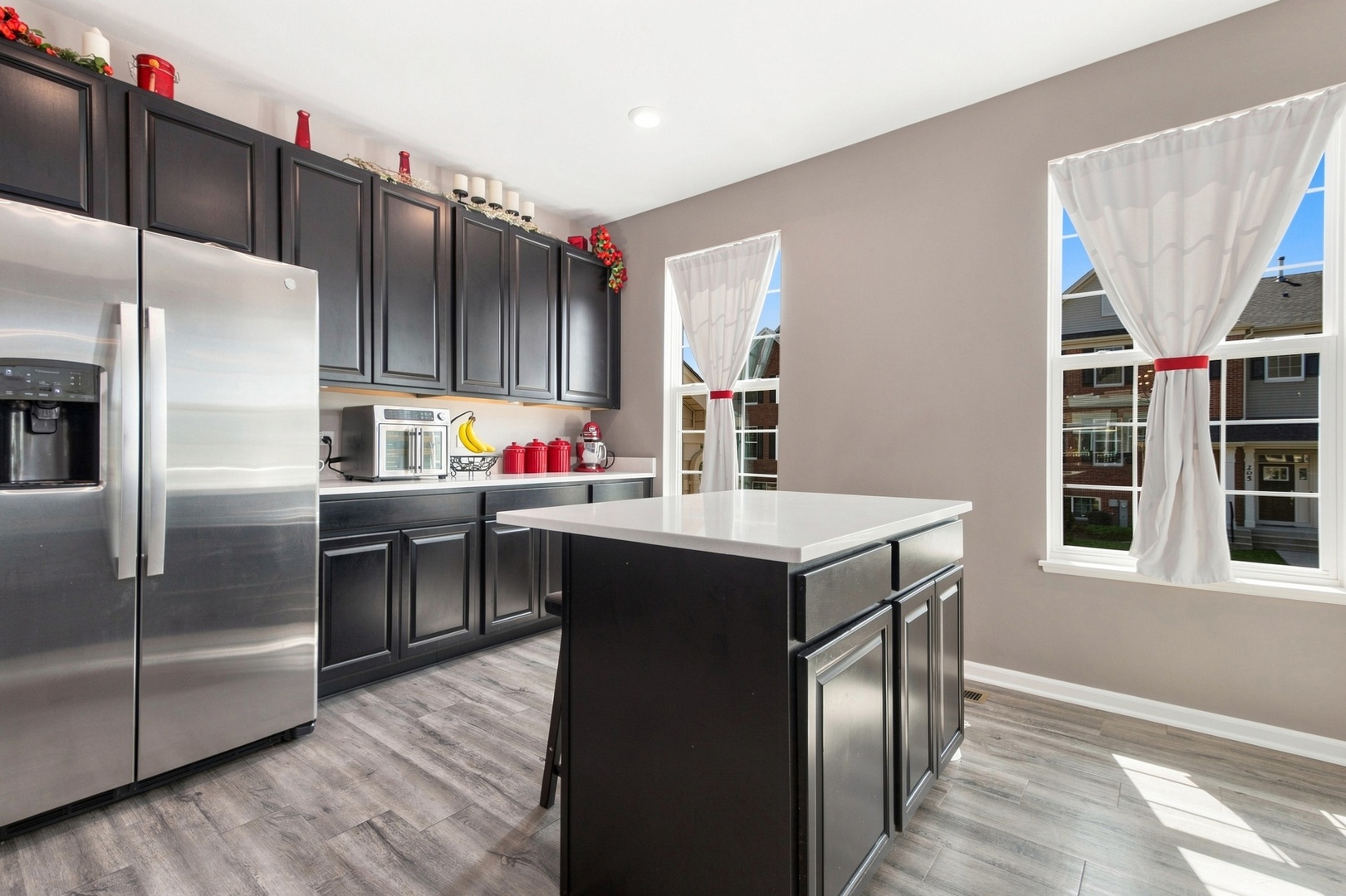 191 Lakeshore Drive Property Photo 3